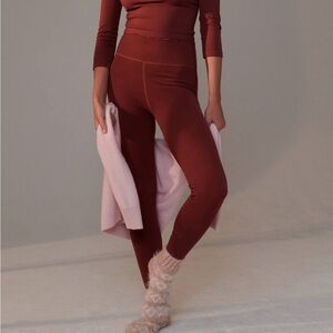 ANTHROPOLOGIE Everyday Seamless Leggings Plum Sangria S